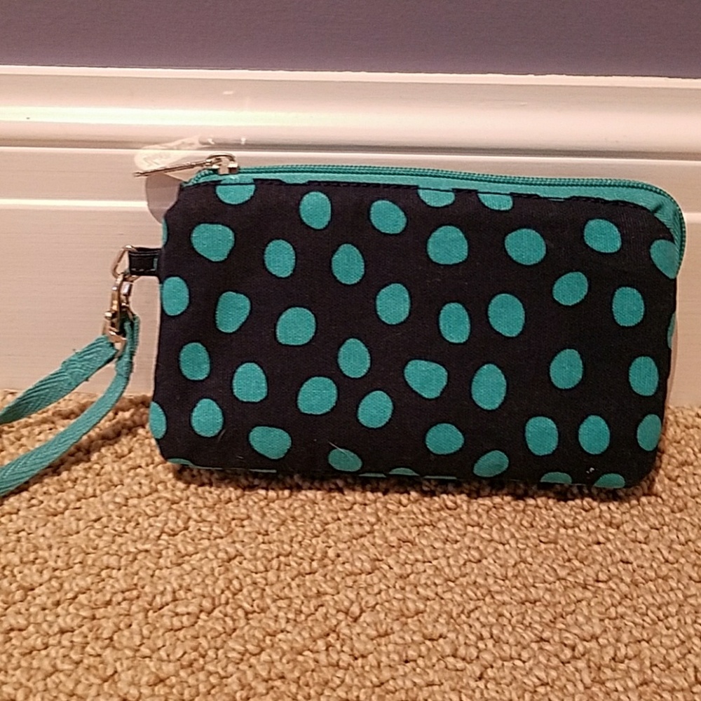 Thirty-one wristlet wallet